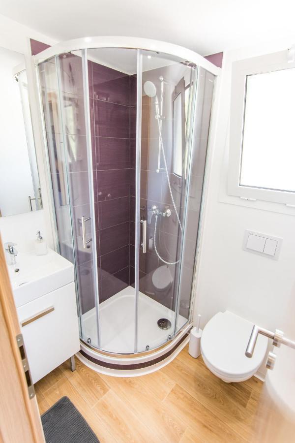 Mobile Home Opal 2 Биоград на Мору Екстериор снимка